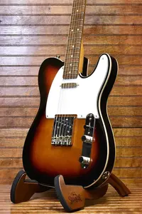 Squier Classic Vibe 60's Custom Telecaster в цвете Sunburst три цвета