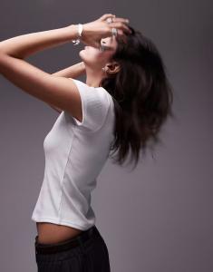 Футболка Topshop с закругленным подолом и резинкой, белого цвета