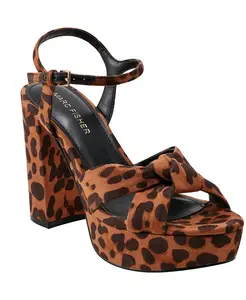 Женские сандалии Deren на платформе с высоким квадратным каблуком Marc Fisher, мультиколор