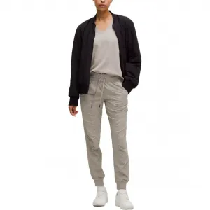 Футболка женская V-образный вырез Moderate Straight Fit Lululemon, auspicious fortune stone