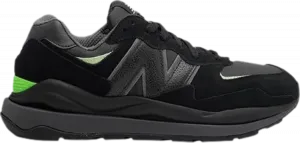 Кроссовки New Balance 57/40 'Wonderland Pack - Black Green Glow', черный