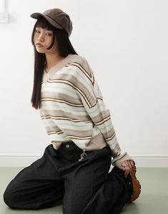 COLLUSION вязаный полосатый джемпер с V-образным вырезом синего цвета