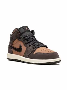 Кроссовки Jordan 1 Mid SE Jordan Kids, коричневый