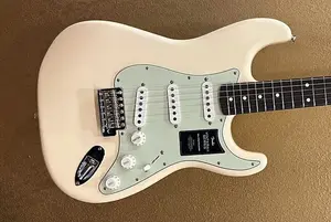 Fender VINTERA II '60S STRATOCASTER