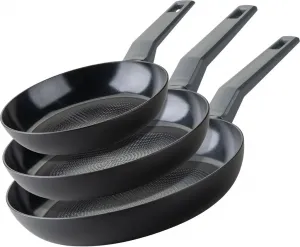 Набор сковородок "Statement" из 3 предметов, изготовленных из переработанного алюминия с керамическим антипригарным покрытием, идеально подходит для индукционных и всех типов плит. Fackelmann