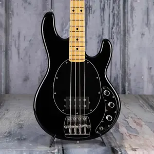 Ernie Ball Music Man Эрни Болл Мьюзик Мэн Ретро Бас StingRay 70-х, черный