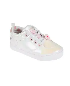 Детские кеды для девочек с цветочным принтом и подвесками Bebe, белый