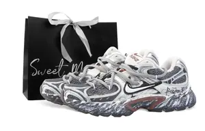 Nike V5 RNR дышащие низкие кроссовки для бега unisex серый серебристый