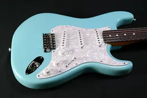 MINT MINT Электрогитара Fender Stratocaster Cory Wong ограниченной серии - Daphne Blue