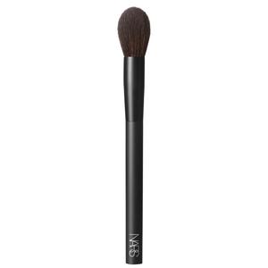 Кисть для пудры #15 precision powder brush Nars, количество 1 шт.