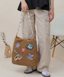 Сумка-корзинка с цепочкой из разноцветных нашивок United Base, цвет Dark Beige