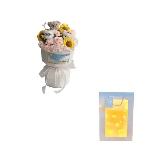 Плюшевая кукла Twisted Stick Sunflower Puppy Bouquet высотой 35 см MIC RABBIT
