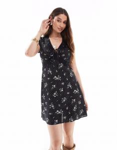 Мини-платье New Look с кружевной отделкой и цветочным принтом, черное