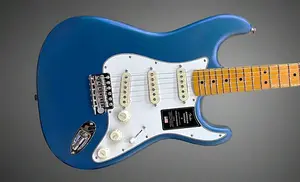 Fender American Vintage II 1973 Stratocaster - Лэйк-Плесид Блю с кленовой накладкой