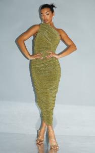 PrettyLittleThing Золотое платье миди на одно плечо с блестками и плиссировкой и сборками