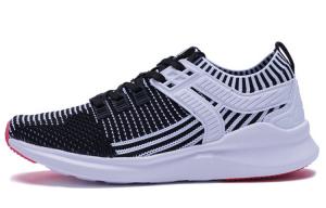 Женская обувь Lifestyle с низким верхом, черного/белого цвета Xtep