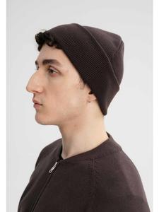 Тонкая вязаная шапка HIMMAT MELA