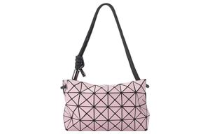 LOOP MATTE Поливинилхлоридная смола Маленькая квадратная сумка Сумка через плечо Женская Розовый ISSEY MIYAKE