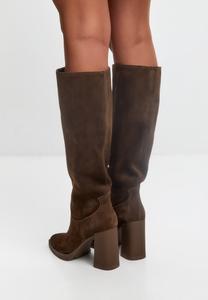 Ковбойские/байкерские ботинки по щиколотку Cesare Gaspari, коричневый