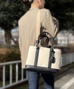 Большая холщовая сумка-шоппер Kashkash с плечевым ремнем.