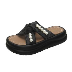 King Jinmai Женские противоскользящие устойчивые к истиранию шлепанцы на резиновой подошве черные, цвет Black