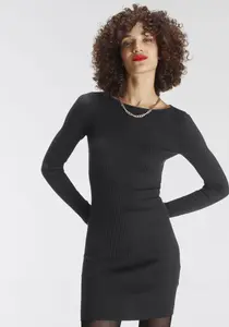 Трикотажное платье AJC из модной рубчатой ​​вязки, черный