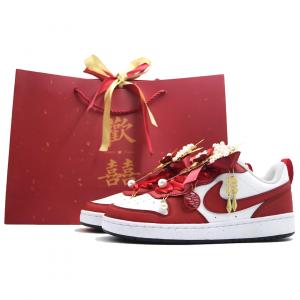 Женские скейтерские кеды Court Borough Wedding Joy устойчивые к истиранию низкие burgundy Nike, Burgundy
