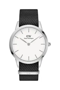 Часы Daniel Wellington, черный