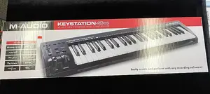 M-Audio Keystation 49es MIDI-контроллер клавиатуры 2014 - 2016 - черный