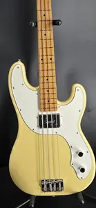 Squier 0374524541 Classic Vibe Telecaster Bass, гриф из клена, пергаментная накладка, винтажный белый