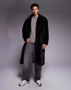 Длинное пальто свободного кроя из искусственного меха коричневого цвета Asos Design