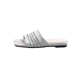 Тапочки-слайды женские Yeezyy Reezy, Silver