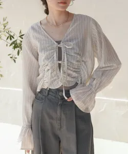 Блузка с рукавами-«конфетками» и сборками