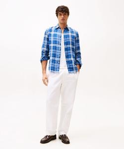 Льняная рубашка в клетку средней плотности свободного кроя