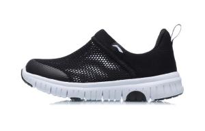 Кроссовки детские Sports Life Collection PS Low-top черного цвета Lining Young