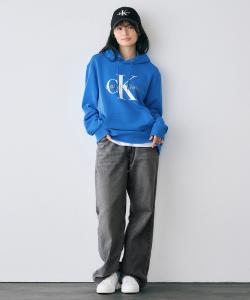 (M) Худи с монологом Calvin Klein, джинсы Calvin Klein 4RD268G