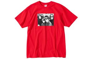 Совместная коллекция футболок унисекс Supreme