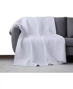 Стеганое одеяло из 100% хлопка размером 50 x 60 дюймов MarCielo, белый