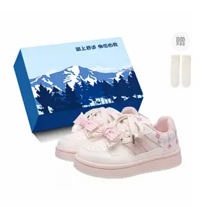 Fawn Miri Женские дышащие скейтерские кеды с низким верхом и розовым бантом в коробке с носками, цвет White Pink Bowknot Box-Comes with Socks