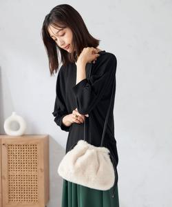 Меховая сумка через плечо на завязках Avv, цвет Ivory