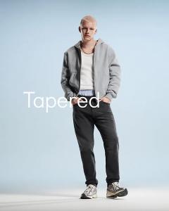 Зауженные джинсы черного цвета ASOS DESIGN