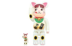 BE@RBRICK Кошка Peko-Chan с поднятой лапкой белый