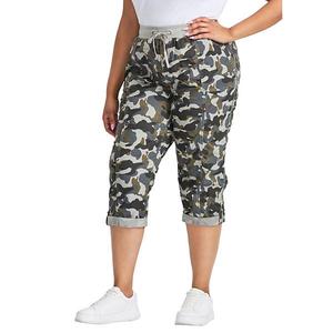 Женские капри plus size из хлопка с подвернутым краем Avenue, Camo Print