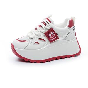 CHOVO Дышащие легкие утолщенные низкие кроссовки для женщин с эффектом увеличения роста красный сетчатый материал, цвет Red Mesh