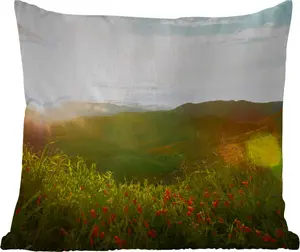 Подушка для улицы - Холмы - Закат - Трава - Зеленый - 40x40 см - Водонепроницаемая - Подушка для отдыха - Подушка - Внутренняя часть - Обивка с изображением MuchoWow