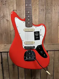 Fender Jaguar Player II - Кораллово-красный