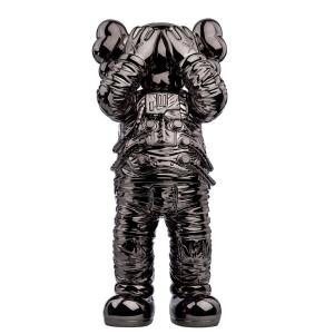 Фигурка Kaws Holiday Space, черный