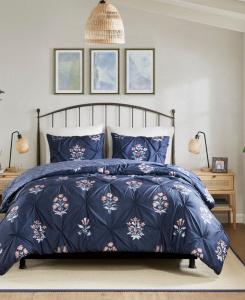 Комплект постельного белья Marfa Pintuck из 3 предметов, размер King/California King Madison Park, темно-синий