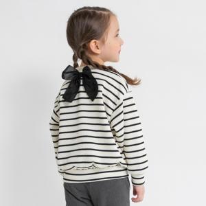 Вязаный топ с блестящей лентой сзади