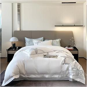 WQQ2878FFFFWAAAAA Комплект постельного белья из хлопка с вышивкой бабочками White